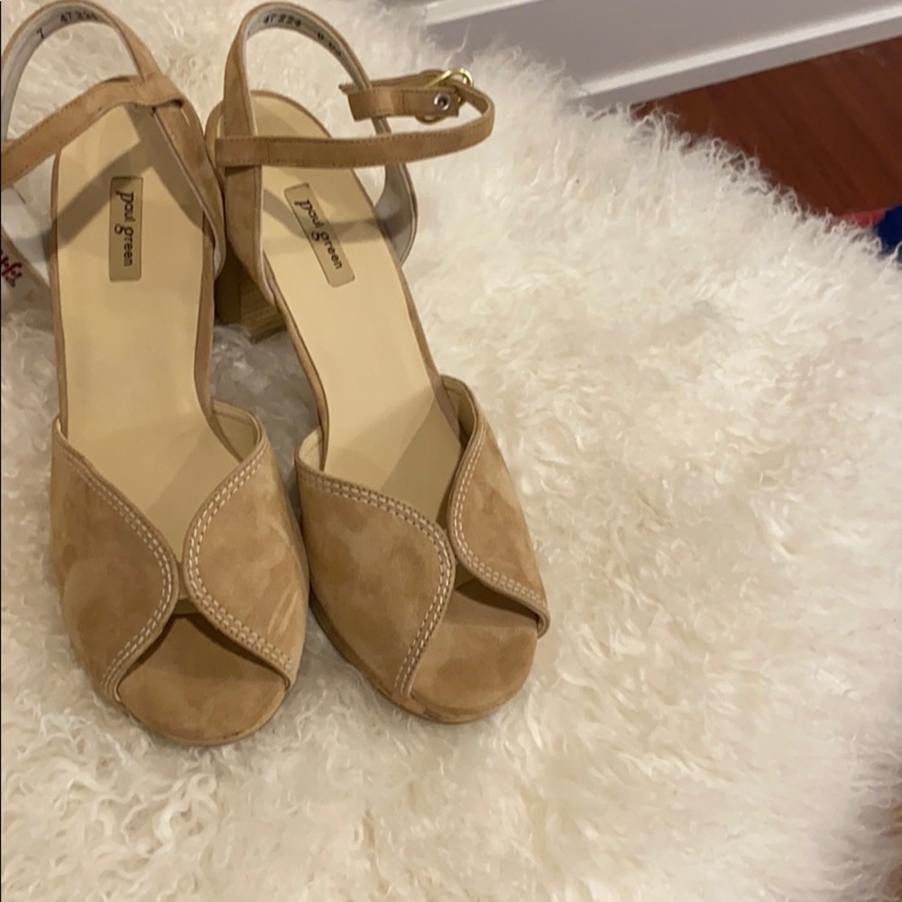Paul Green light tan suede platforms
